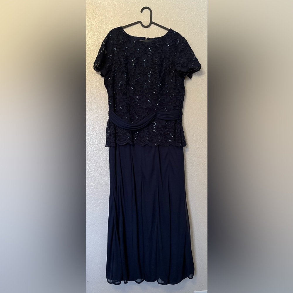 Wemon Dress